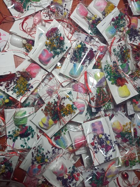 Martisoare lucrate manual